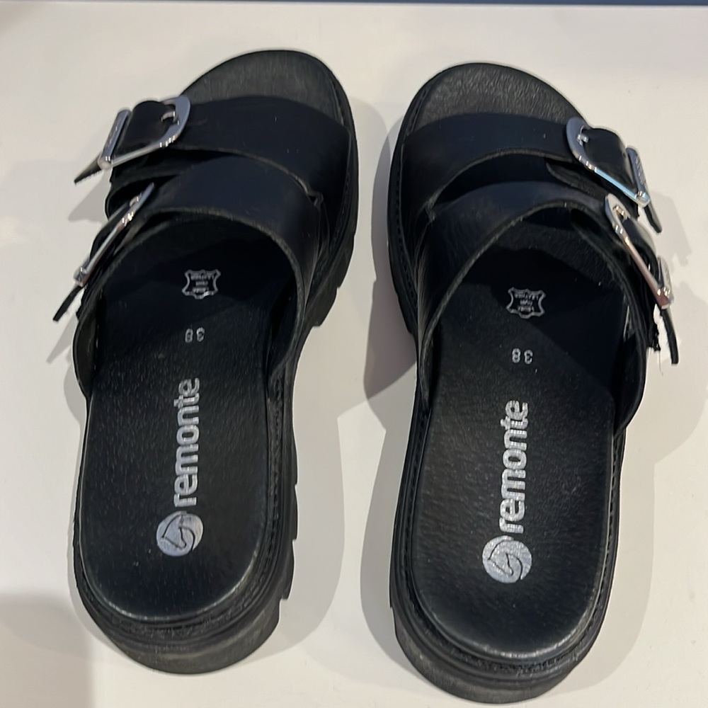 remonte Buckle Sandals - Picture 4 of 9